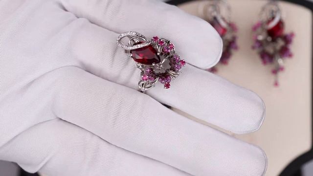 Комплект «Гардения» с эмалью и фианитами смотреть онлайн