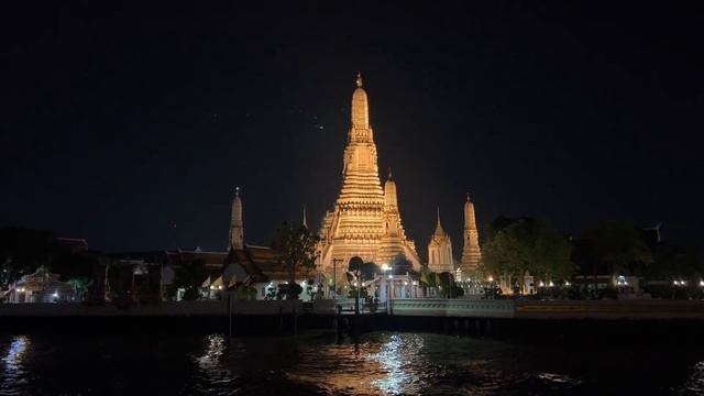 iPhone 13 Pro Max [ProRes] - Wat Arun Ratchawararam - Bangkok смотреть онлайн