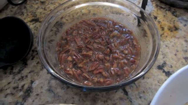 "PRALINE TOAST" смотреть онлайн