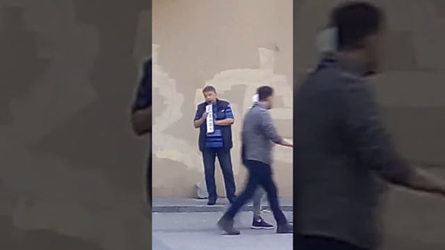 Музыка на площади смотреть онлайн