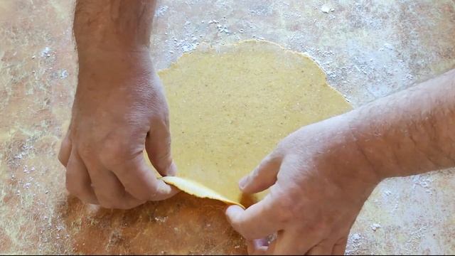 Кукурузные чипсы Начос 🌽 Nachos смотреть онлайн