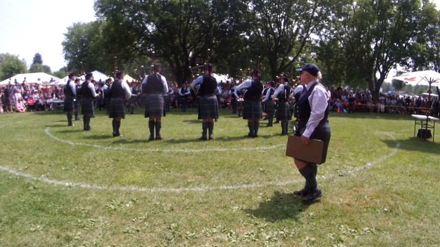 78th Highlanders Halifax Maxville 2014 Medley смотреть онлайн