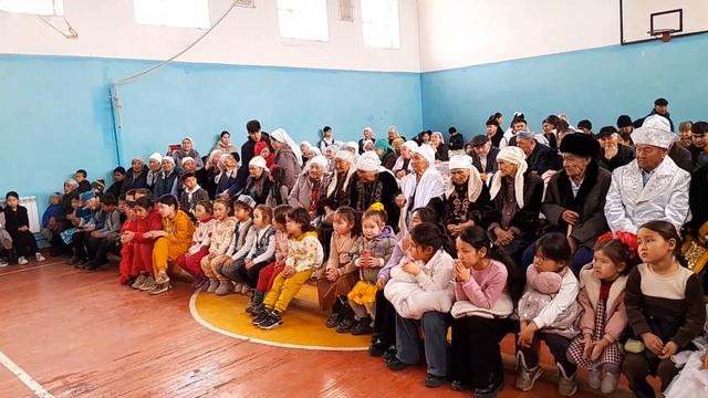 Қараман Толқын және Сағындық Кәусар 3-сынып оқушылары смотреть онлайн