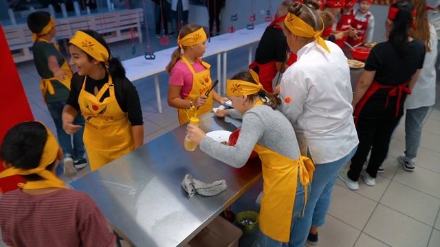 Лучший поход классом на Адской Кухне смотреть онлайн