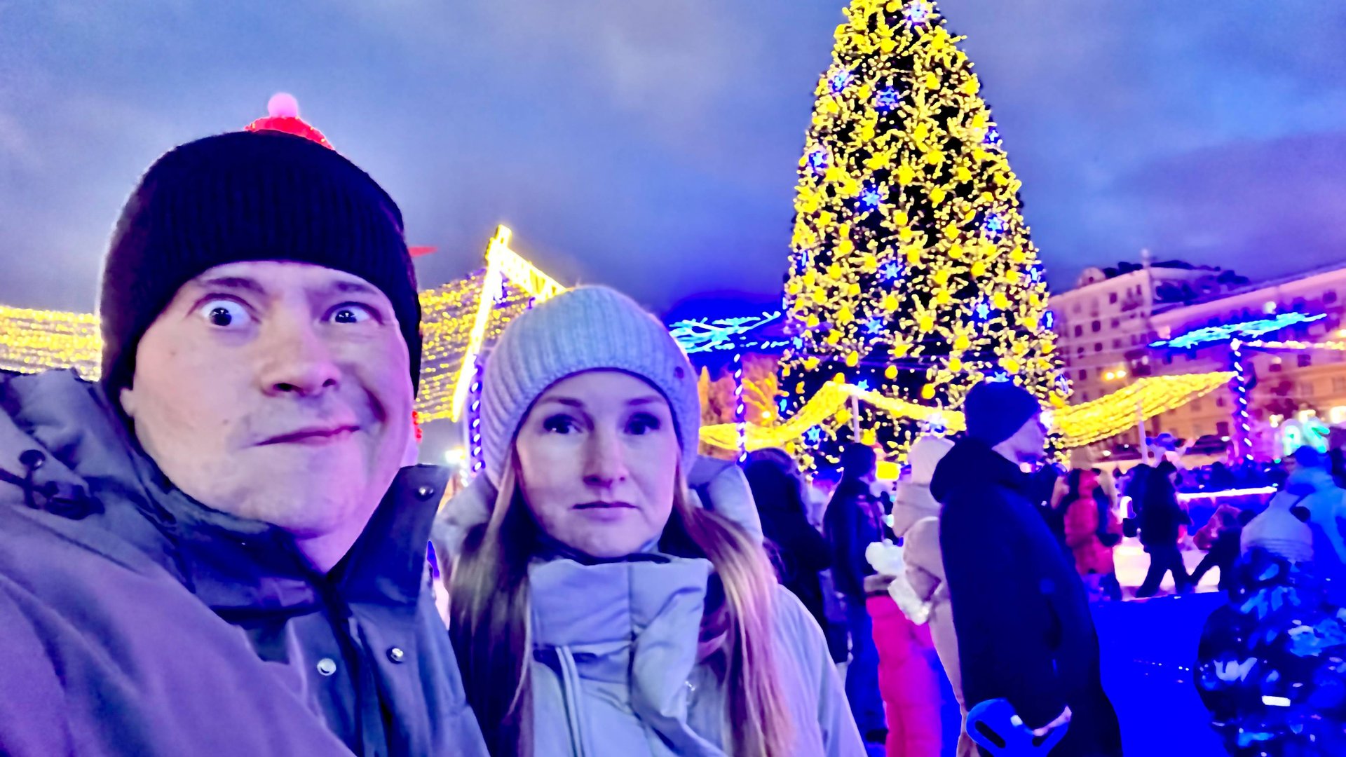 В поисках красивой елки (05.01.25) Часть 6: Снежинск и Екатеринбург плотинка смотреть онлайн