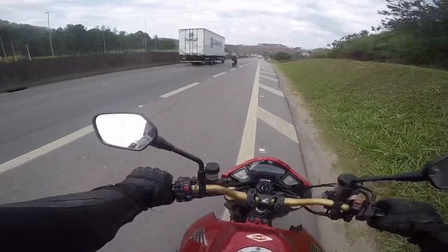 HONDA CB1000R Vs BMW S1000RR ‼️