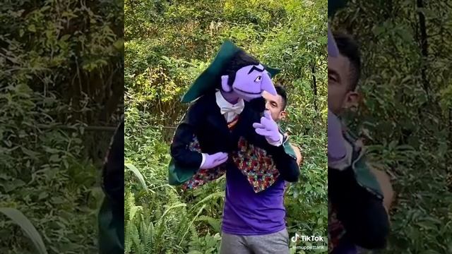 count von count puppet replica смотреть онлайн