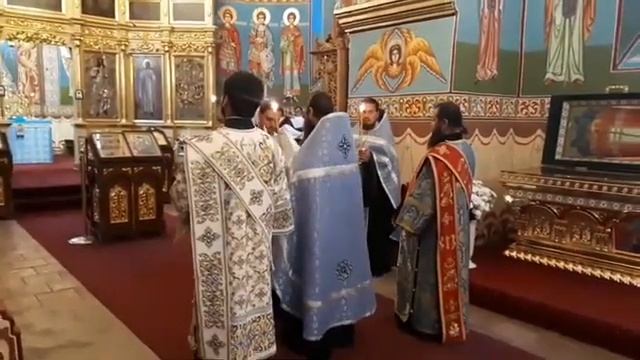 Литургия в Каприяне смотреть онлайн