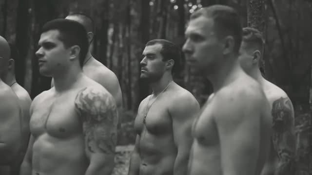 МК 5.45 - Русские идут (ВИТЯЗИ) REMIX смотреть онлайн