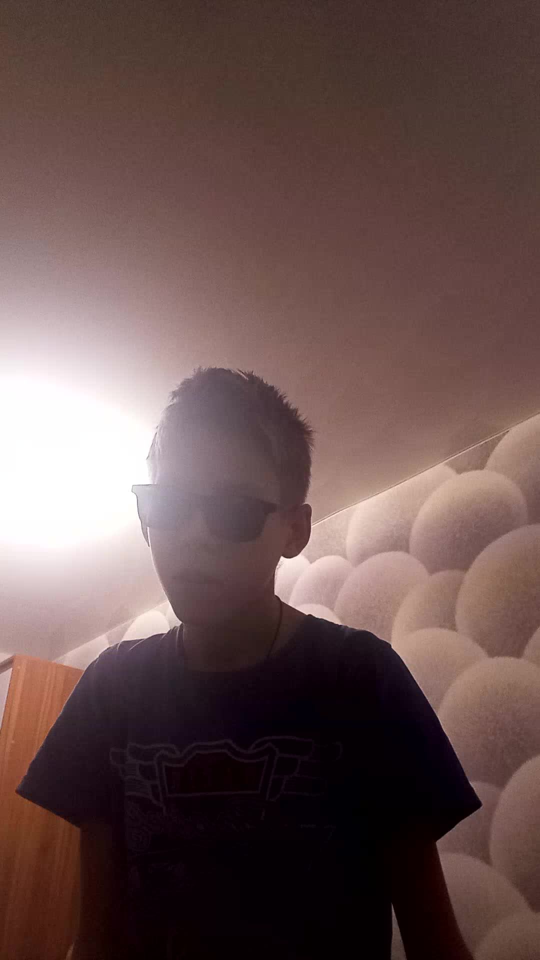 Мне сделали подписчики очень много нарезк! Интересный Стрим!)