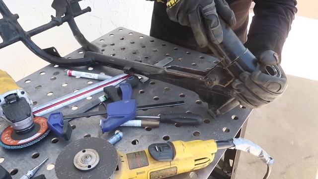 Honda Rebel 250 Bobber Build Part 2 | VooDoo Vintage Hardtail Install смотреть онлайн