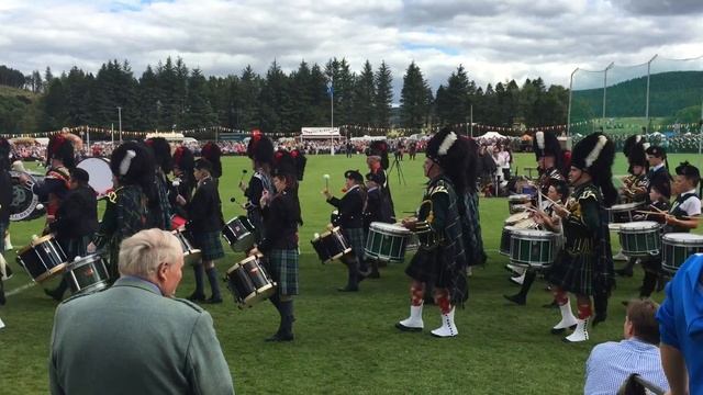 175th Lonach Highland Gathering and Games смотреть онлайн