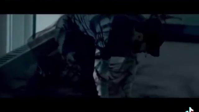#eminem & Candy Miss "Last one standing" смотреть онлайн