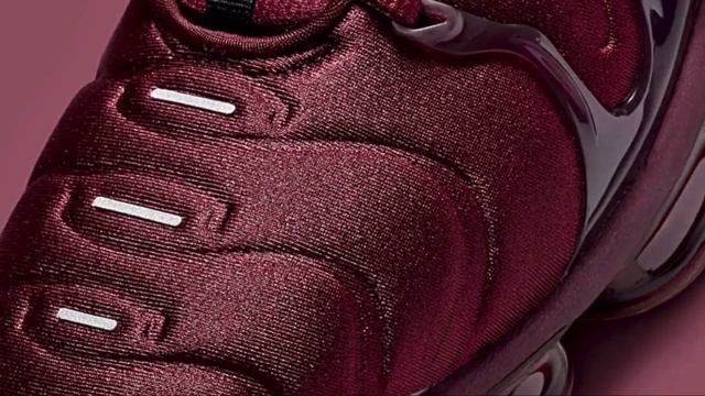 NIKE AIR VAPORMAX PLUS BURGUNDY/ OFFICIAL IMAGES смотреть онлайн