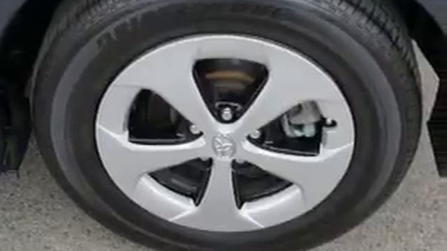 2013 Toyota Prius U13950 - Orange CA смотреть онлайн