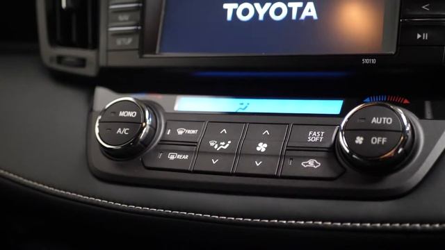 2018 TOYOTA RAV4 I-HYBRID EXCEL - WALKROUND смотреть онлайн