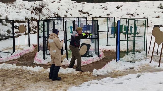 Юрий Николаев