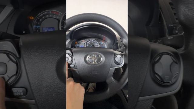 2014 Toyota Camry SE смотреть онлайн