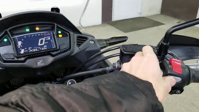 Honda VFR 800X Crossrunner, 2015 год смотреть онлайн