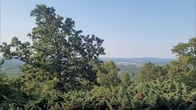 Two Idiots Cross the US on '80s Motorcycles смотреть онлайн