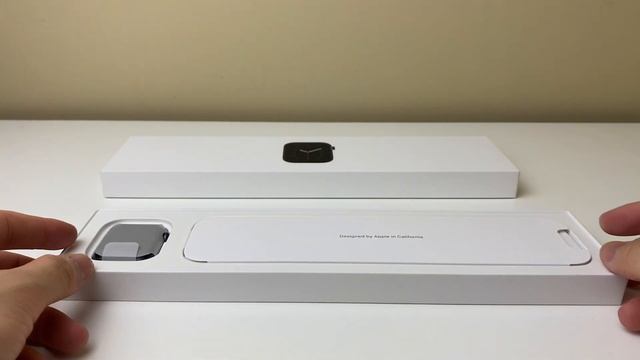 Apple Watch SE (with Deep Navy Solo Loop) Unboxing смотреть онлайн