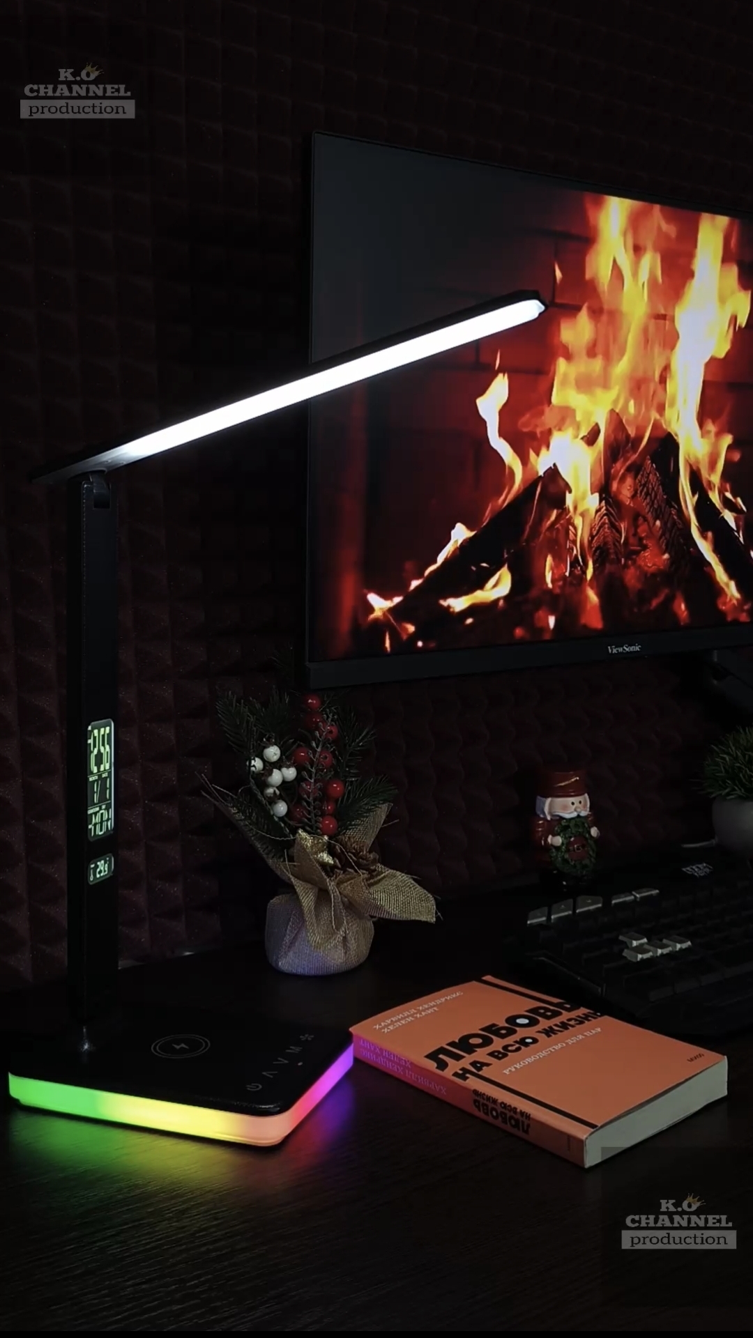 Смарт лампа с беспроводной зарядкой смотреть онлайн