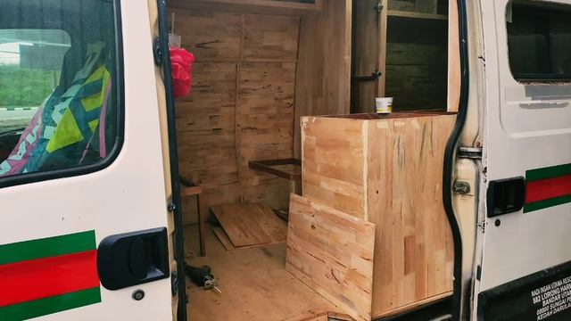 Campervan Convertion Iveco Daily смотреть онлайн