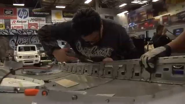 DC SHOES THE ULTIMATE MOTOCROSS TRUCK