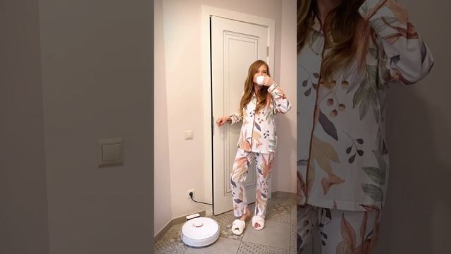 Уборка с гаджетами. Хочешь также? Подписывайся на канал #бытоваятехника #обзор #гаджеты #распаковка смотреть онлайн