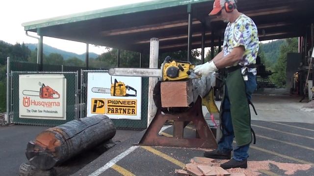 The chainsaw guy log testing Vintage McCulloch 250 saw 8 19 смотреть онлайн