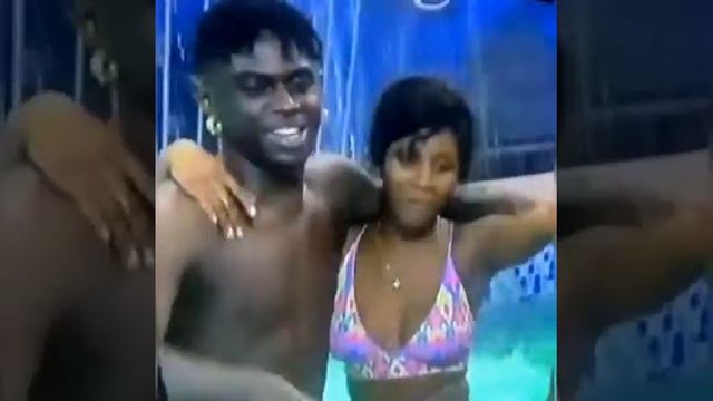 GROOVY & PHYNA SHARE EROTIC KISS AT POOLPARTY. LV1 HMS VERIFY C*NDOM DROPPER#bbnaija #sheggz #chich смотреть онлайн