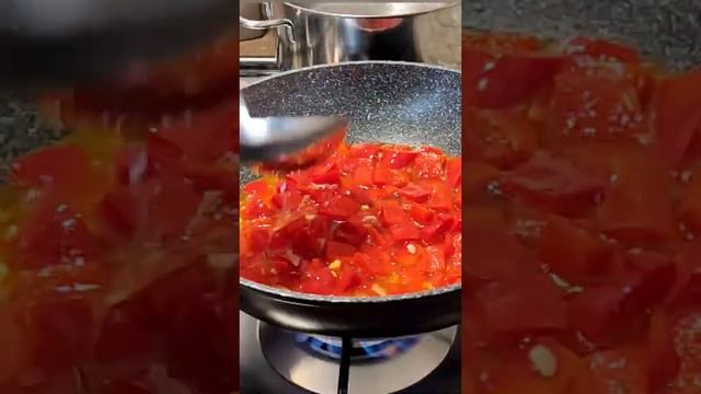 Strepitosi Rigatoni con Tonno fresco e altre bontà! ❤️ 😉..Video completo nel mio canale! 😎 #shorts смотреть онлайн