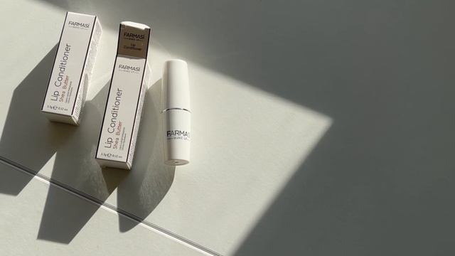 Бальзам для губ Фармасі Lip Conditioner смотреть онлайн