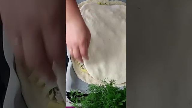 Пирог из дрожжевого теста с фаршем и картофелем в духовке смотреть онлайн
