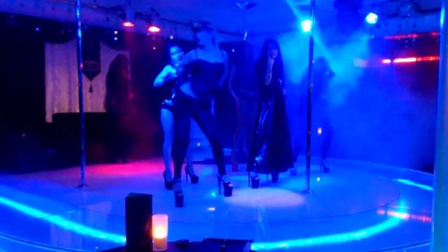 Галерея Желаний: Шоу Черная вдова смотреть онлайн