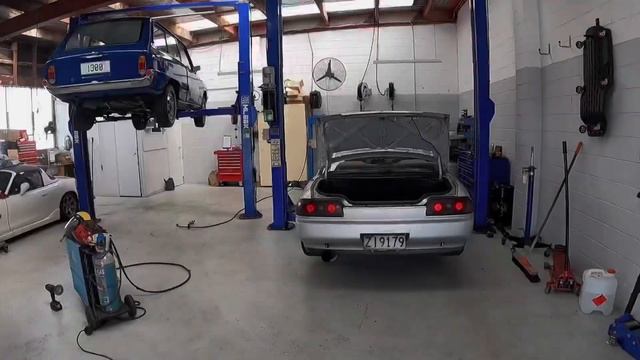 R32 - Blown Gearbox!!! смотреть онлайн