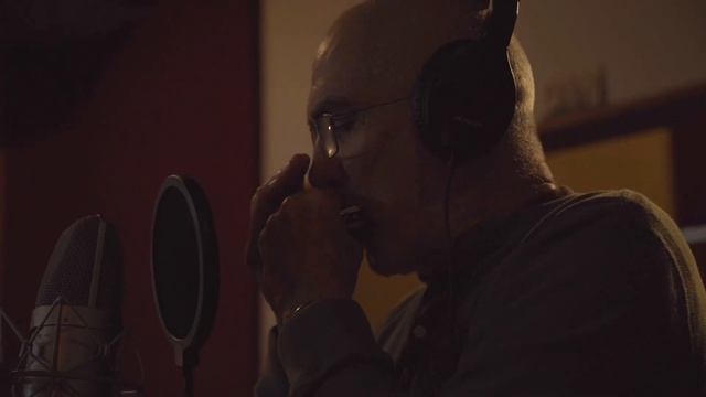 Emma Donovan - Sing You Over ft. Paul Kelly (Official Music Video) смотреть онлайн