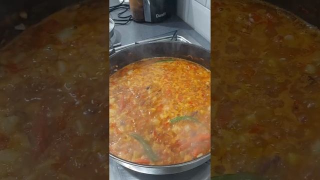 INDONESIAN girl cooks authentic SPANISH SEAFOOD PAELLA #shorts #recipe #shortvideo #shortsfeeds смотреть онлайн