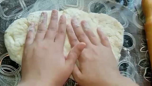 Чесночные палочки #вкусный#чесночный смотреть онлайн