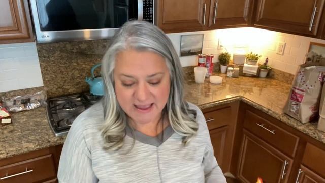 Trader Joe’s Grocery Haul | Getting Easy Meals & Treats for the Christmas Break смотреть онлайн