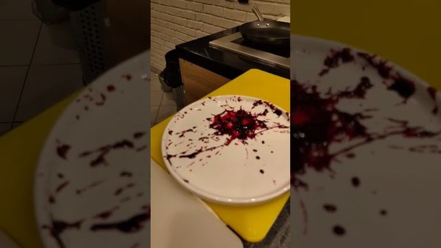 Ударил ложкой по тарелке! Секрет раскрыт, оформление блюда как в ресторане смотреть онлайн