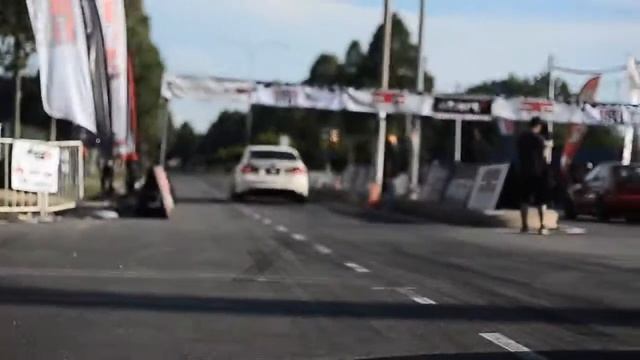 Civic FD2R vs Civic EG TURBO смотреть онлайн