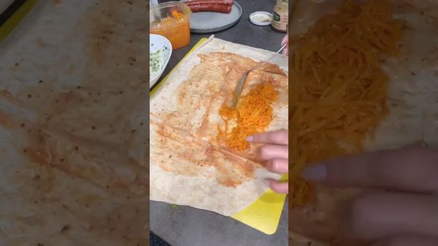 Хот-дог в лаваше смотреть онлайн