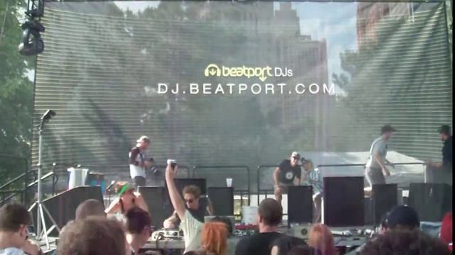 SERGIO & BENOIT @ DEMF 2012 смотреть онлайн