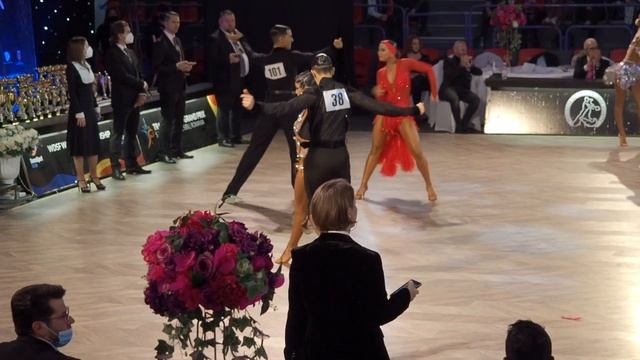 Christian de Vellis - Eva Menichini ITA смотреть онлайн