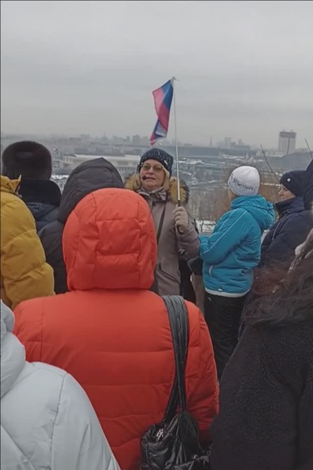 Олимпийский мишка с неизвестными подробностями