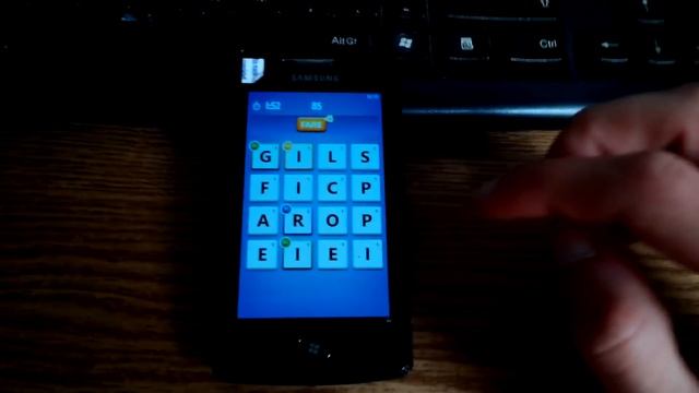 Ruzzle on Windows Phone смотреть онлайн
