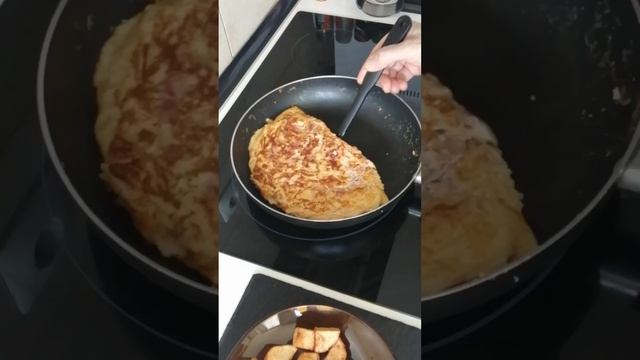 Ham Omelette #shorts смотреть онлайн