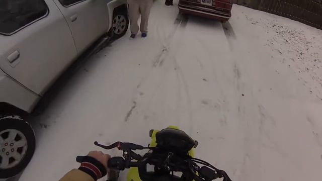 First time Grom in the Snow?! смотреть онлайн