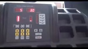 Балансировочный станок с ручным вводом параметров AE&T B-500 до 65 кг